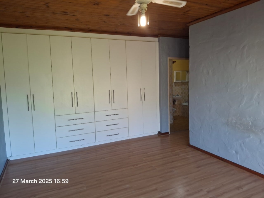 To Let 3 Bedroom Property for Rent in Framesby Eastern Cape